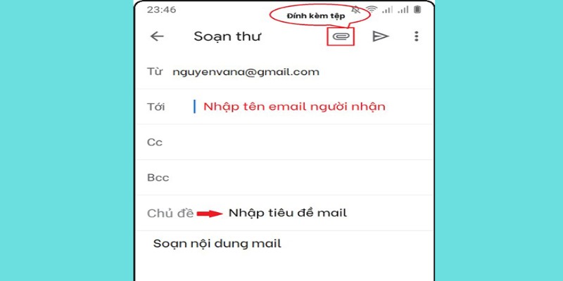 Địa chỉ email được công khai trên website ở phần dưới cùng để game thủ sử dụng